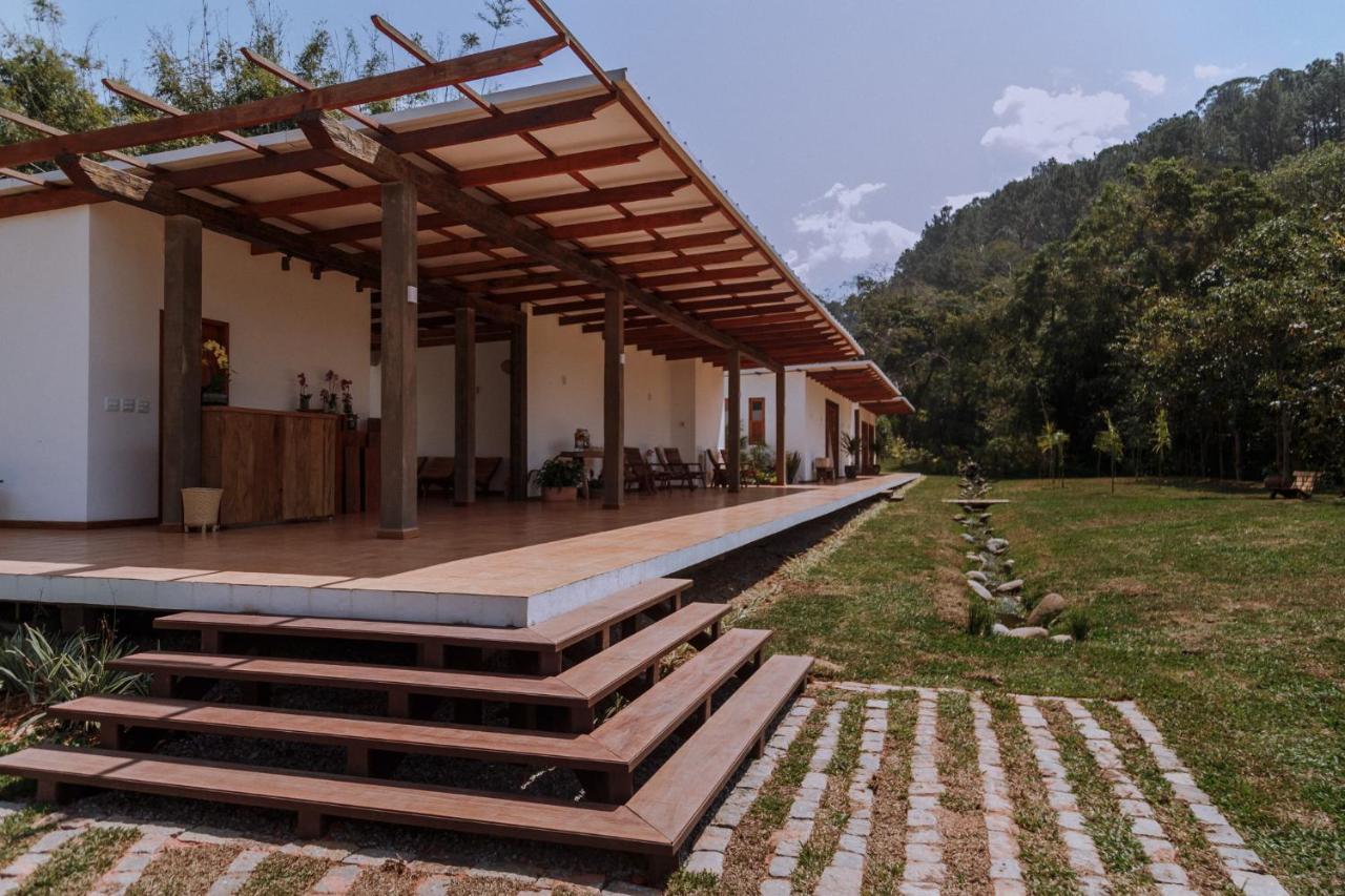 Fazenda Santa Vitoria Hotel Queluz Eksteriør billede